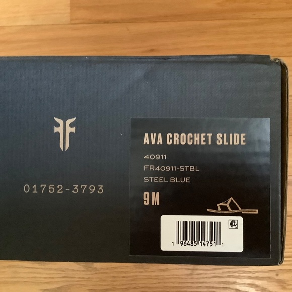 FRYE Ava Crochet Leather Slide Sandals Steel Blue SZ 9 - Picture 16 of 16